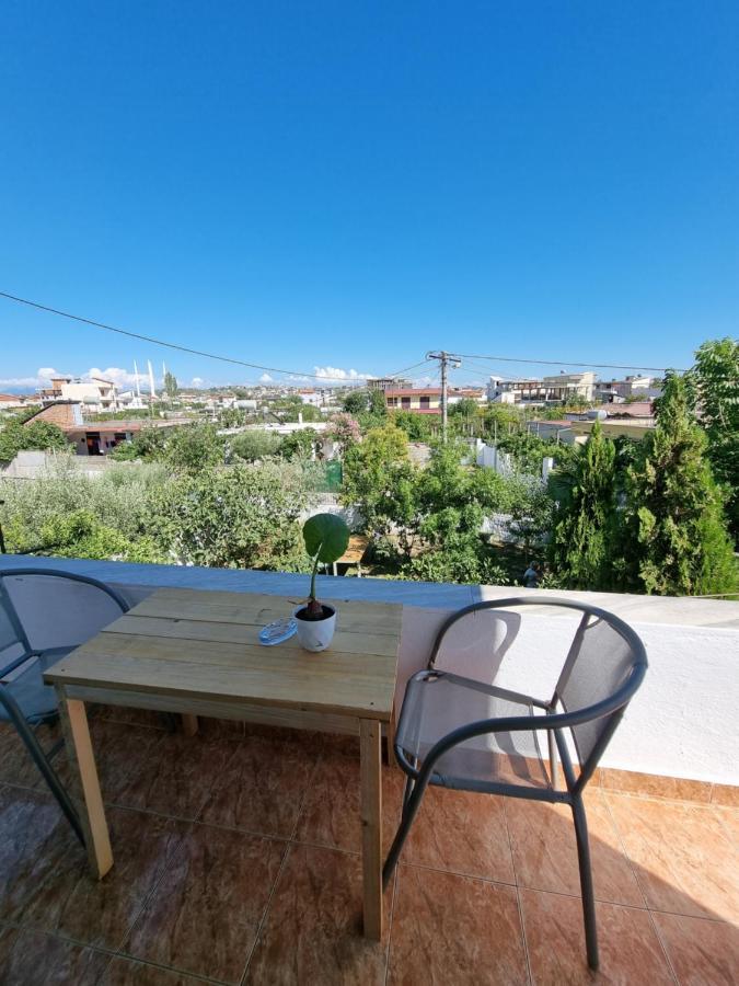 Guest House Vila Elezi Durres Exterior photo